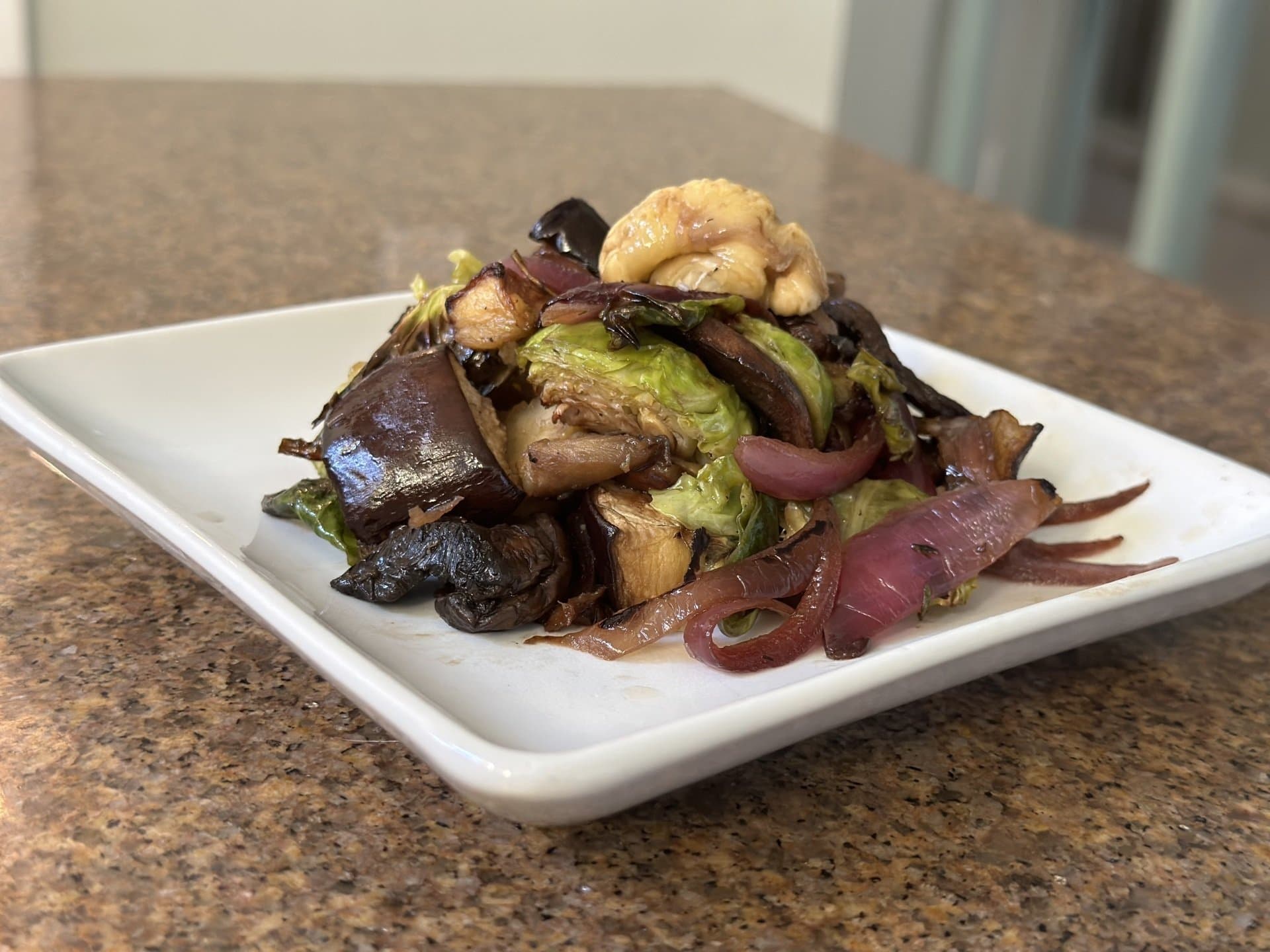 Roasted vegetable with chestnuts and caramelized onion