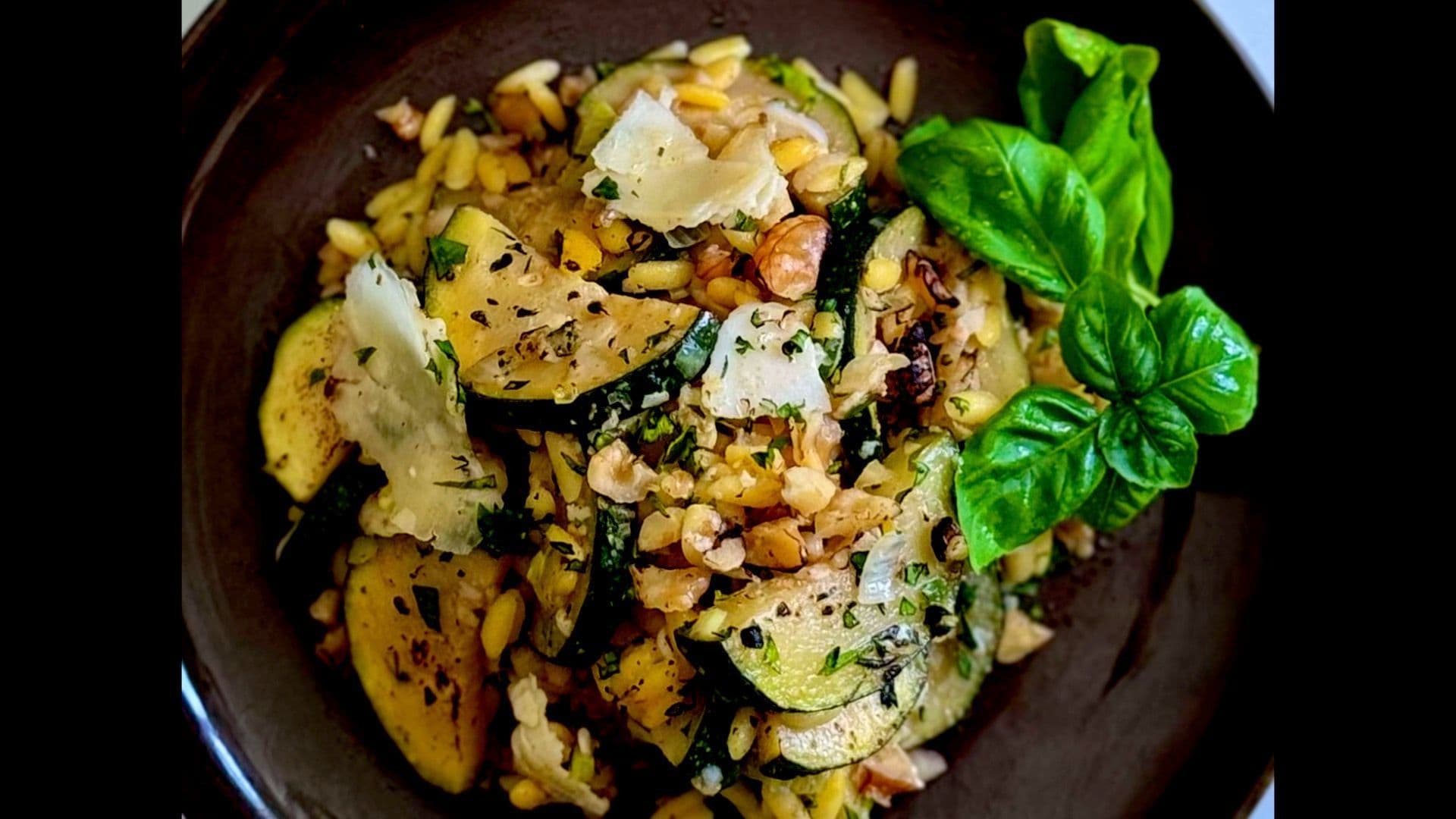 Zucchini Orzo Salad with Pepperoncini